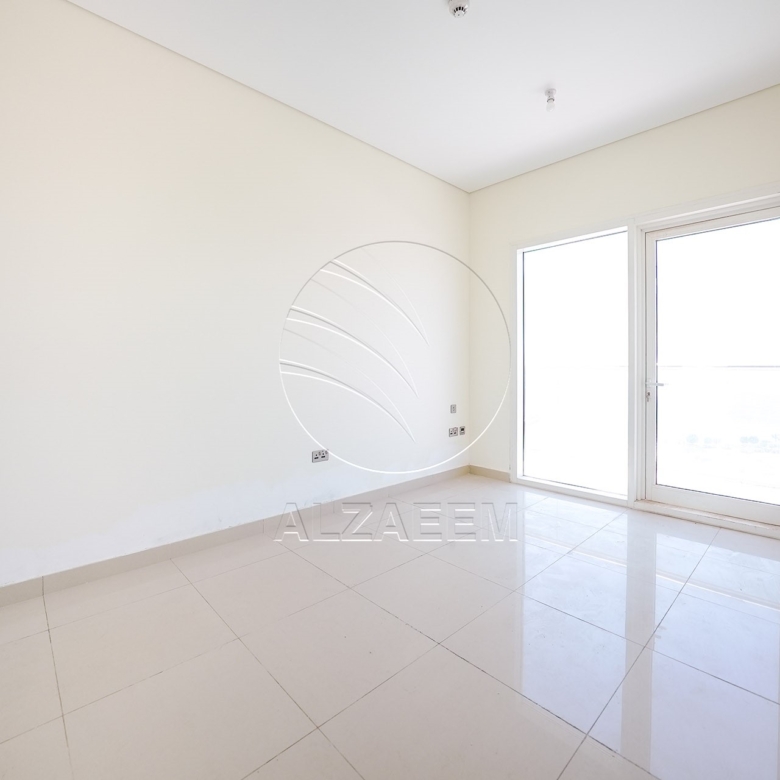 TOP FLOOR | Full Sea View | Move-in Ready