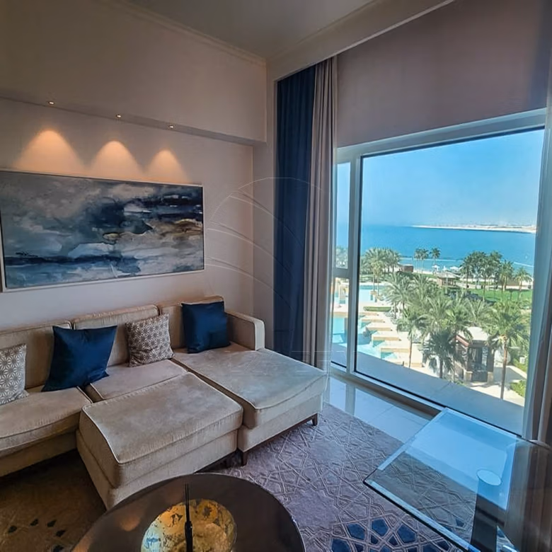 √ HOT DEAL! Sea View and Vacant Unit √