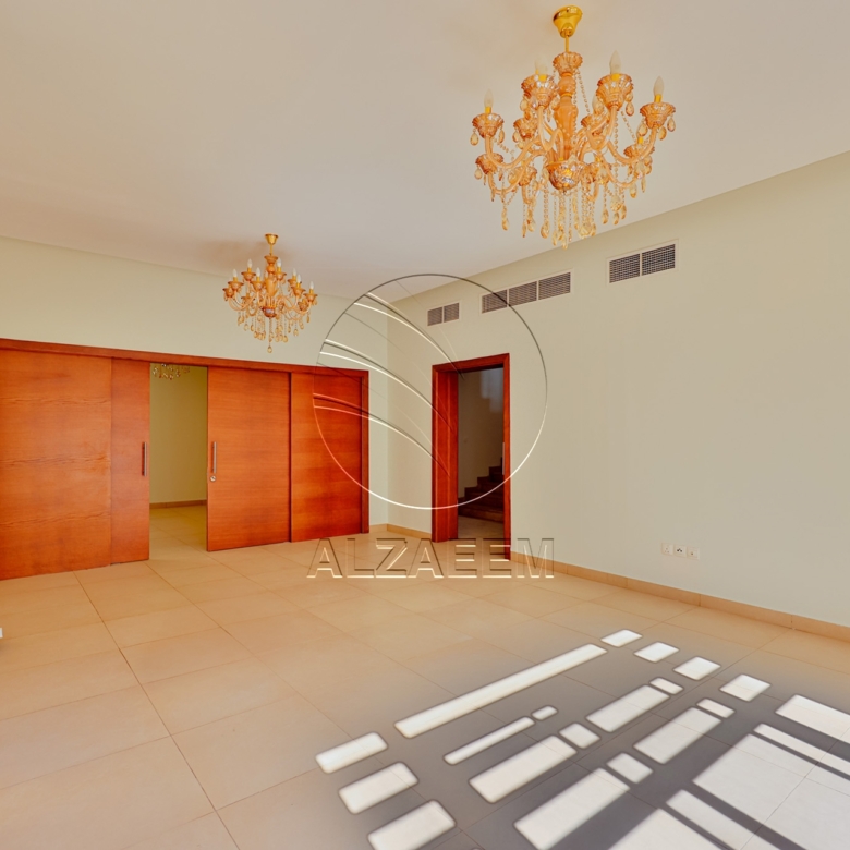 Vacant | Private Pool | For Investment or End Use