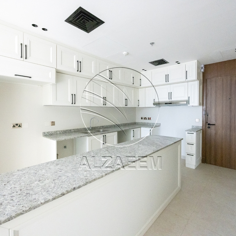 √ Move in Ready | Corner Layout | Prime Location √