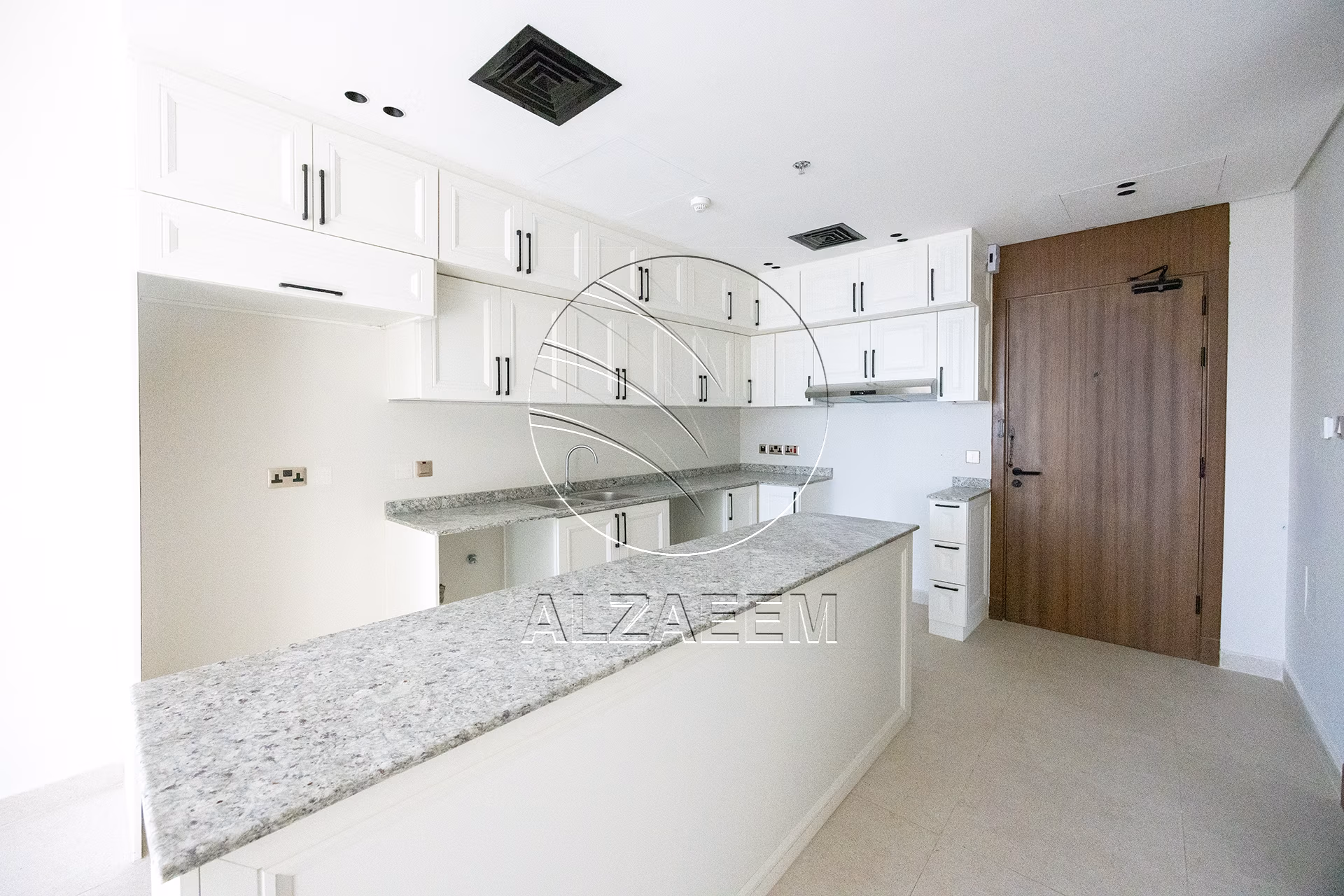 √ Move in Ready | Corner Layout | Prime Location √