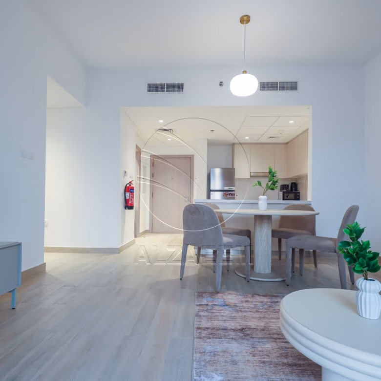 Partial Canal View | Furnished | Up to 3 Payments