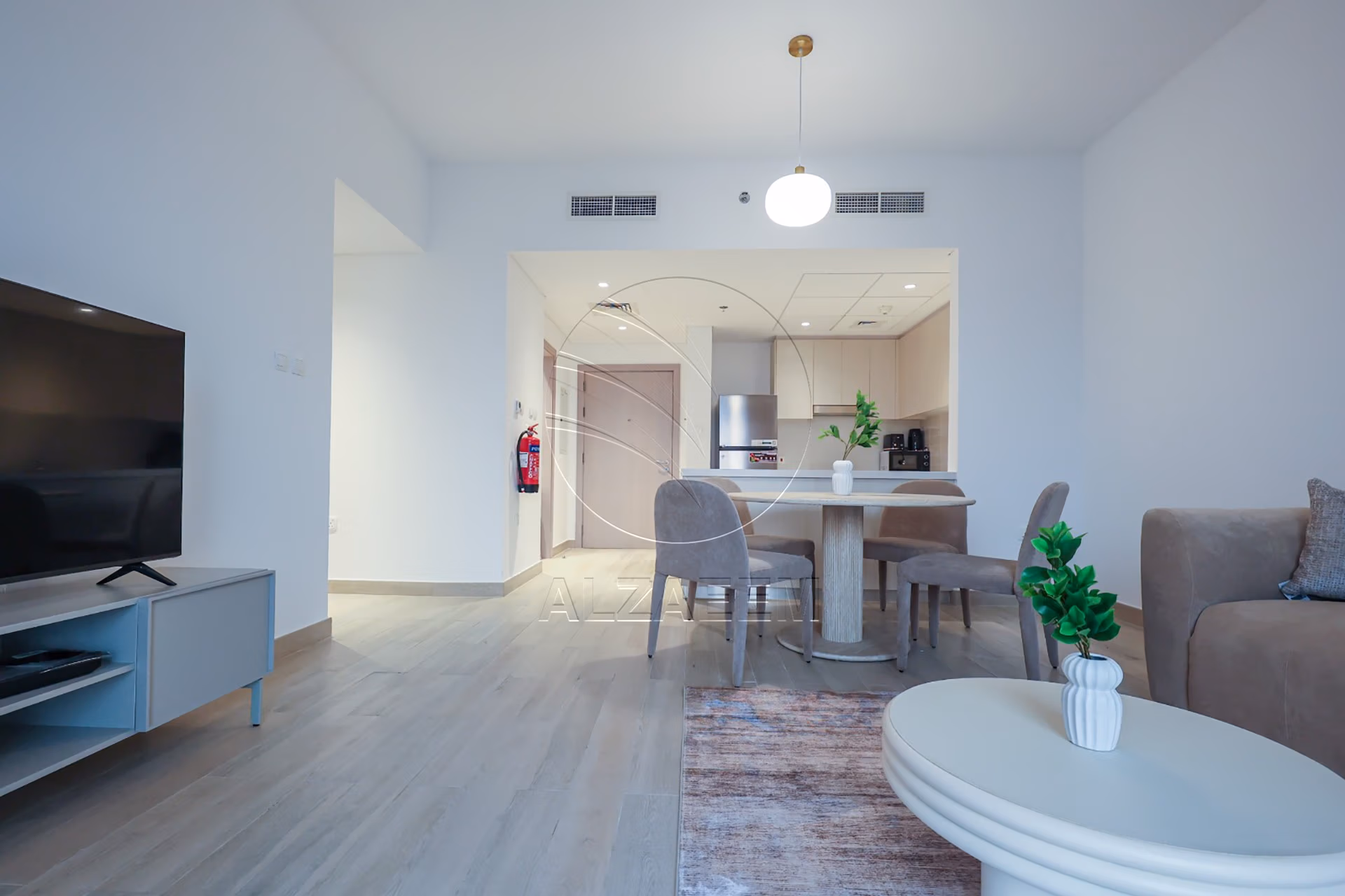Partial Canal View | Furnished | Up to 3 Payments
