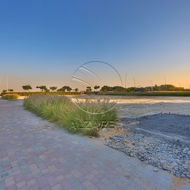 Canal and Marina View Plot | Single Row | 1095 Sqm