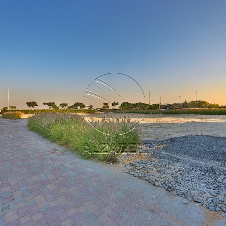 Canal and Marina View Plot | Single Row | 1095 Sqm