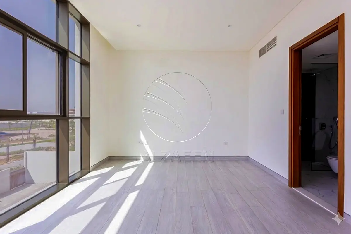 UPGRADED with Maid’s Room | Landscaped + Fountain