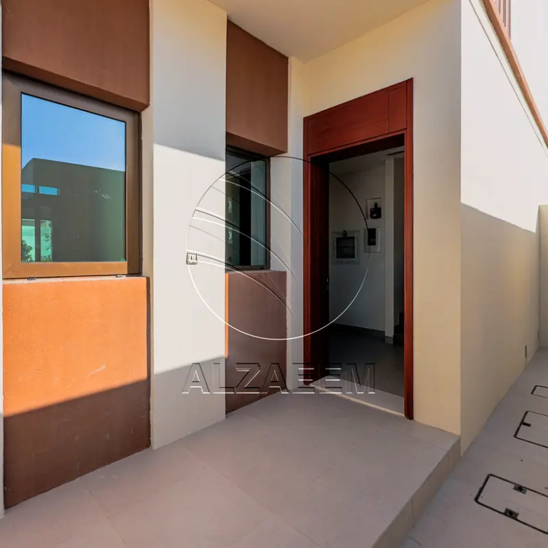 UPGRADED with Maid’s Room | Landscaped + Fountain