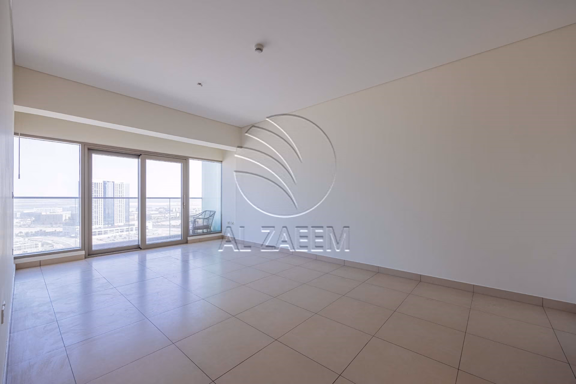 √Vacant! | Higher Level | Community View√