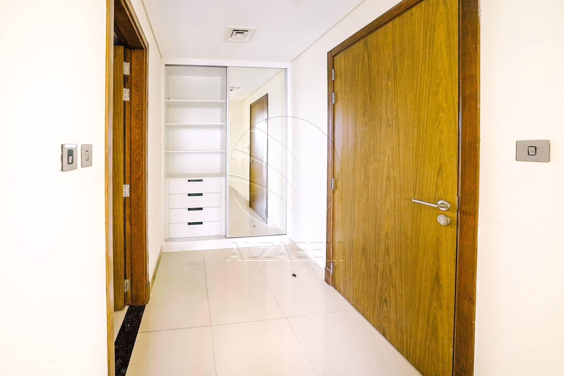 TOP FLOOR | Full Sea View | Move-in Ready
