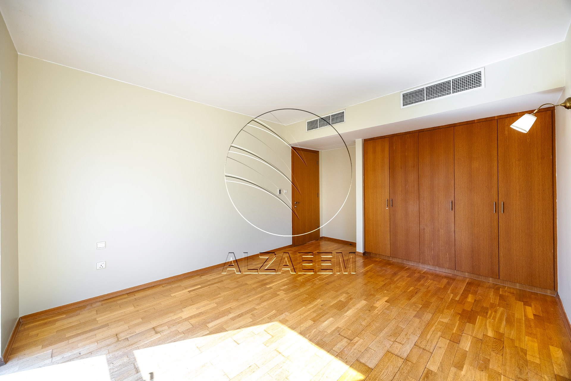 √ Villa Type S | Single Row Corner | VACANT √