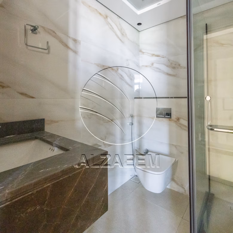 √ Move in Ready | Corner Layout | Prime Location √