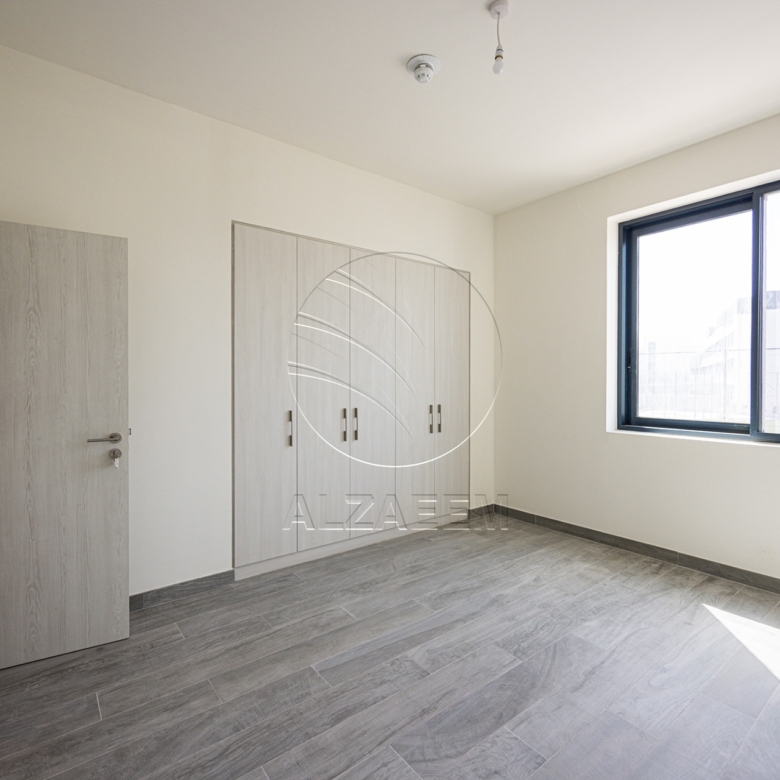 VACANT 3BR TH | Prime Location | NEW Family Home!