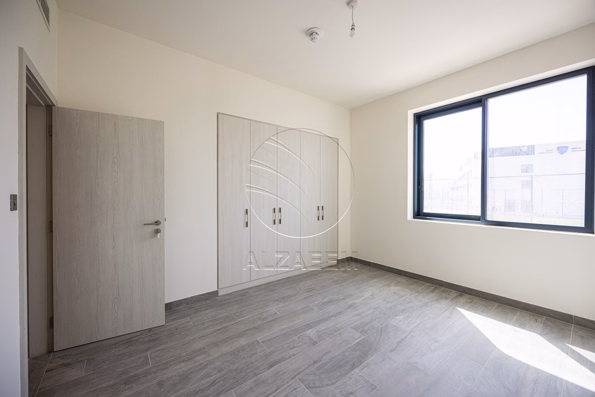 VACANT 3BR TH | Prime Location | NEW Family Home!