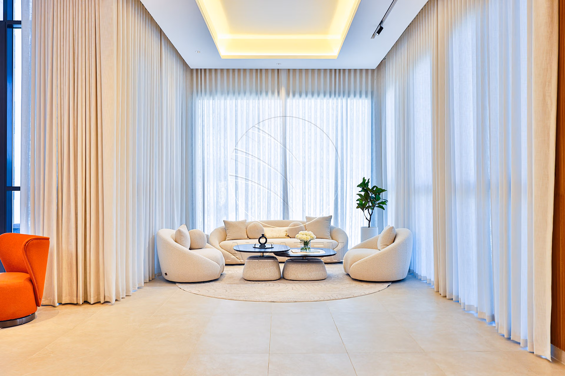 √ Single Row End | High Ceiling | Luxury Living √