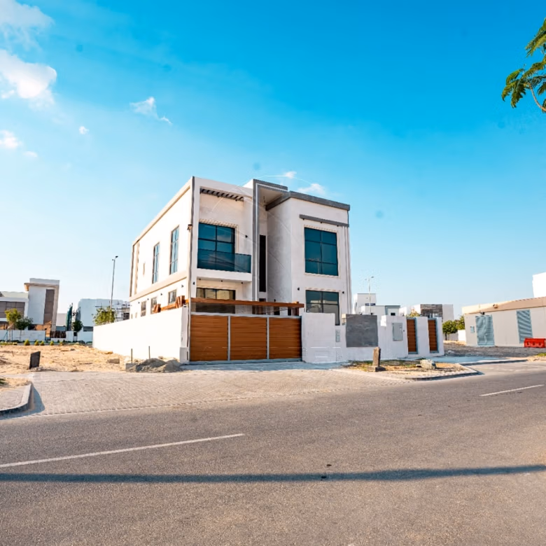 √Single Row l Landscaped l 2Y Maintenance free√