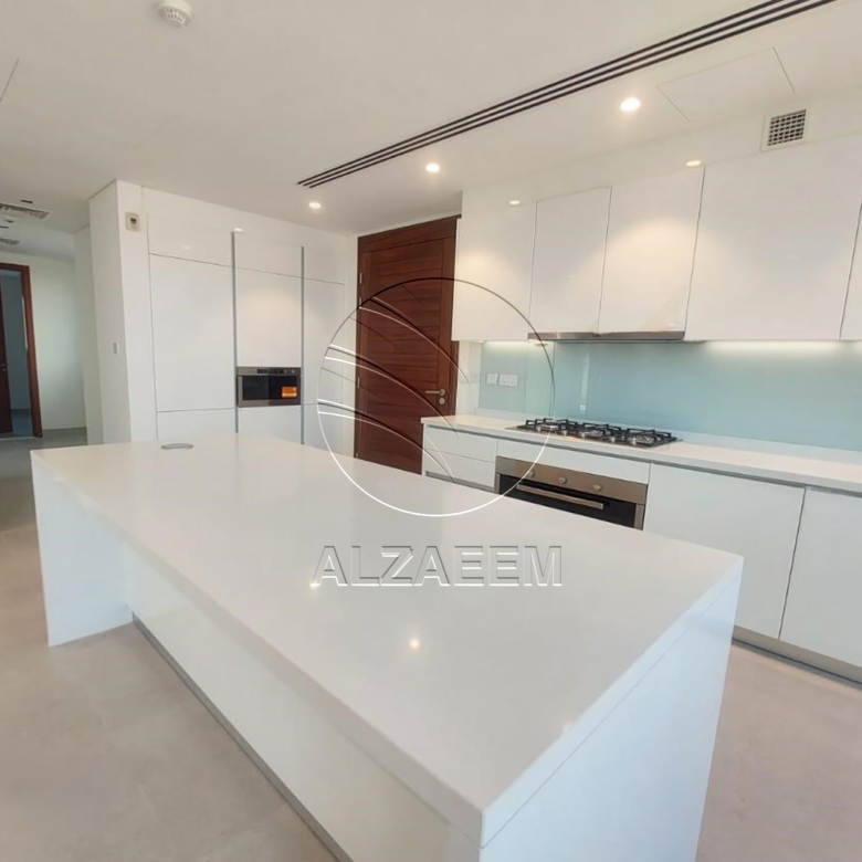 HOT DEAL Villa with Spacious 1,000 Sqm Plot