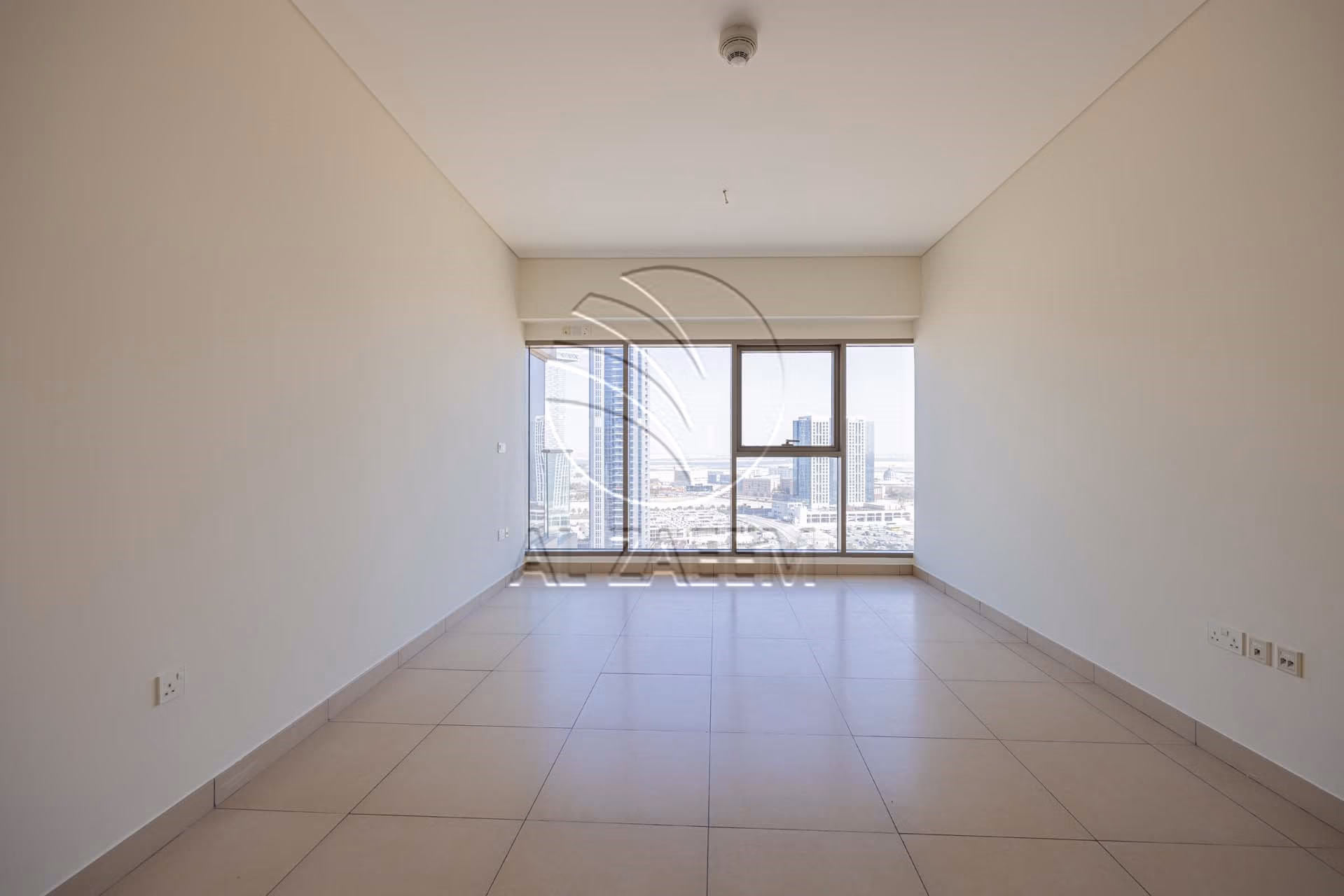 √Vacant! | Higher Level | Community View√