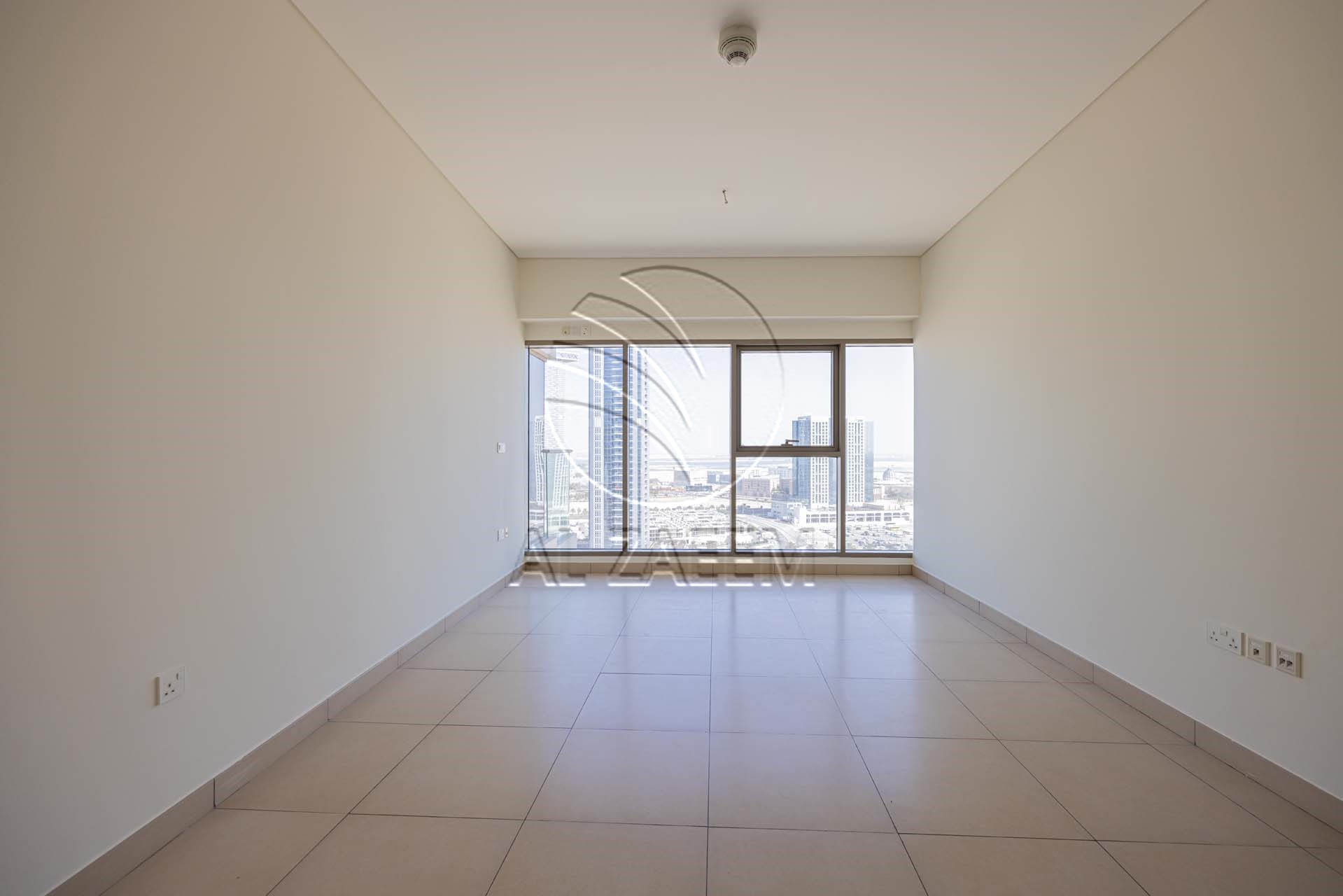 √Vacant! | Higher Level | Community View√