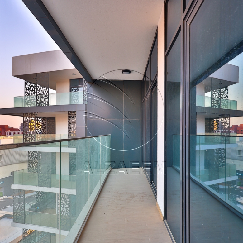 FURNISHED! Overlooking the Pool | Up to 2 Payments