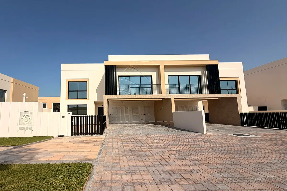 Vacant 3BR DUPLEX | Type 3YS | Prime Location