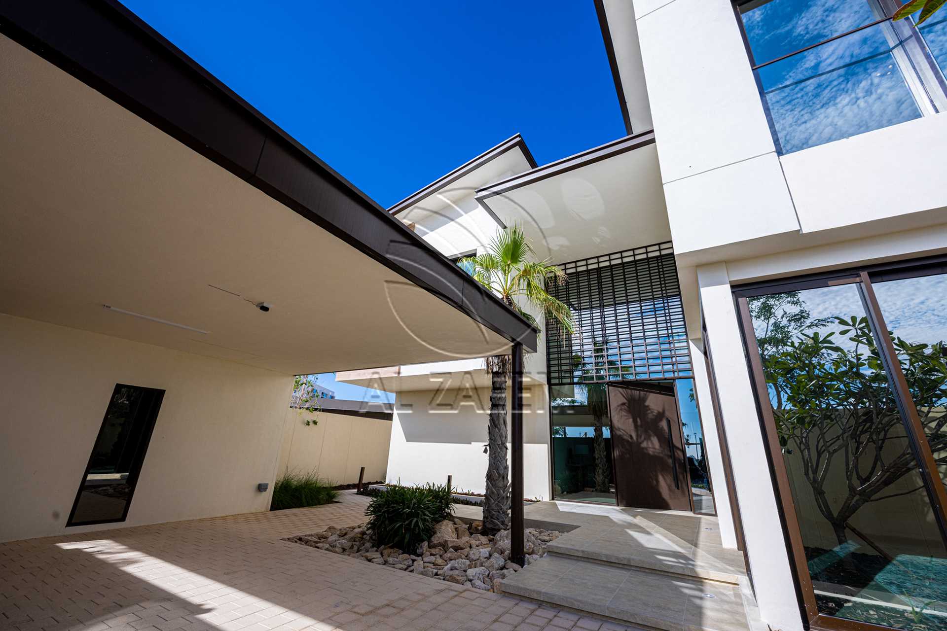 Luxury Villa Big Plot | NO Premium | Nice Location