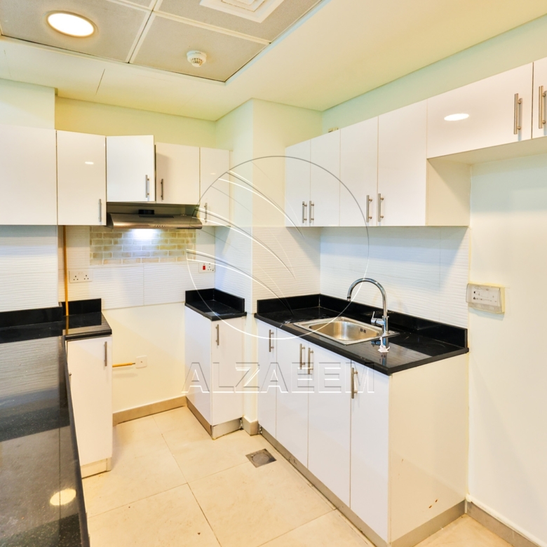 √Pool /Community View | High Floor | Rent Refund√