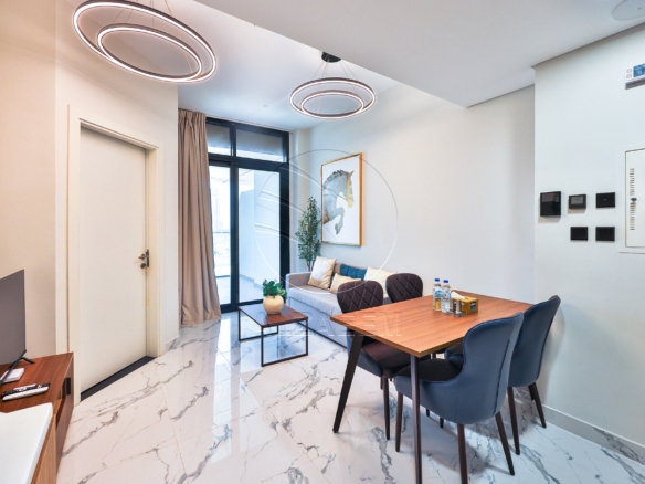 High Level | Furnished | Facing Pool | 2 Payments