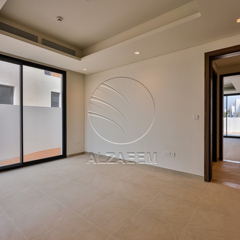√ 4BR+Maid Single Row Villa | Prime Location √