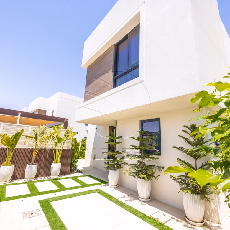√1st Tenant | Furnished + Upgraded | Private Pool√