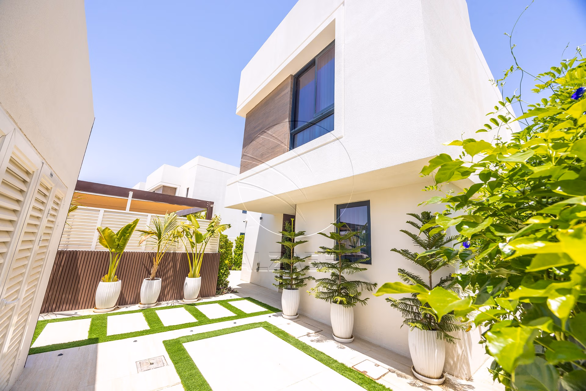 √1st Tenant | Furnished + Upgraded | Private Pool√