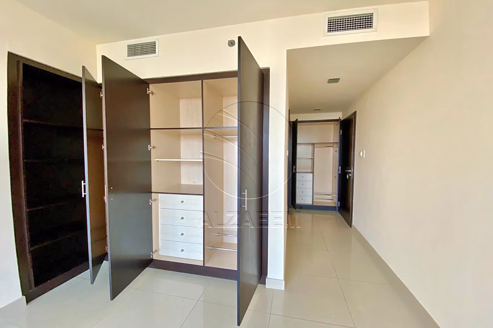1BR+1 | UPCOMING | Facing the Vibrant Community