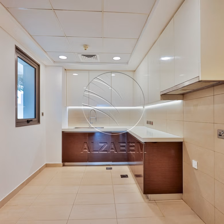 Golf Course View Villa + 1047Sqm Landscaped Plot