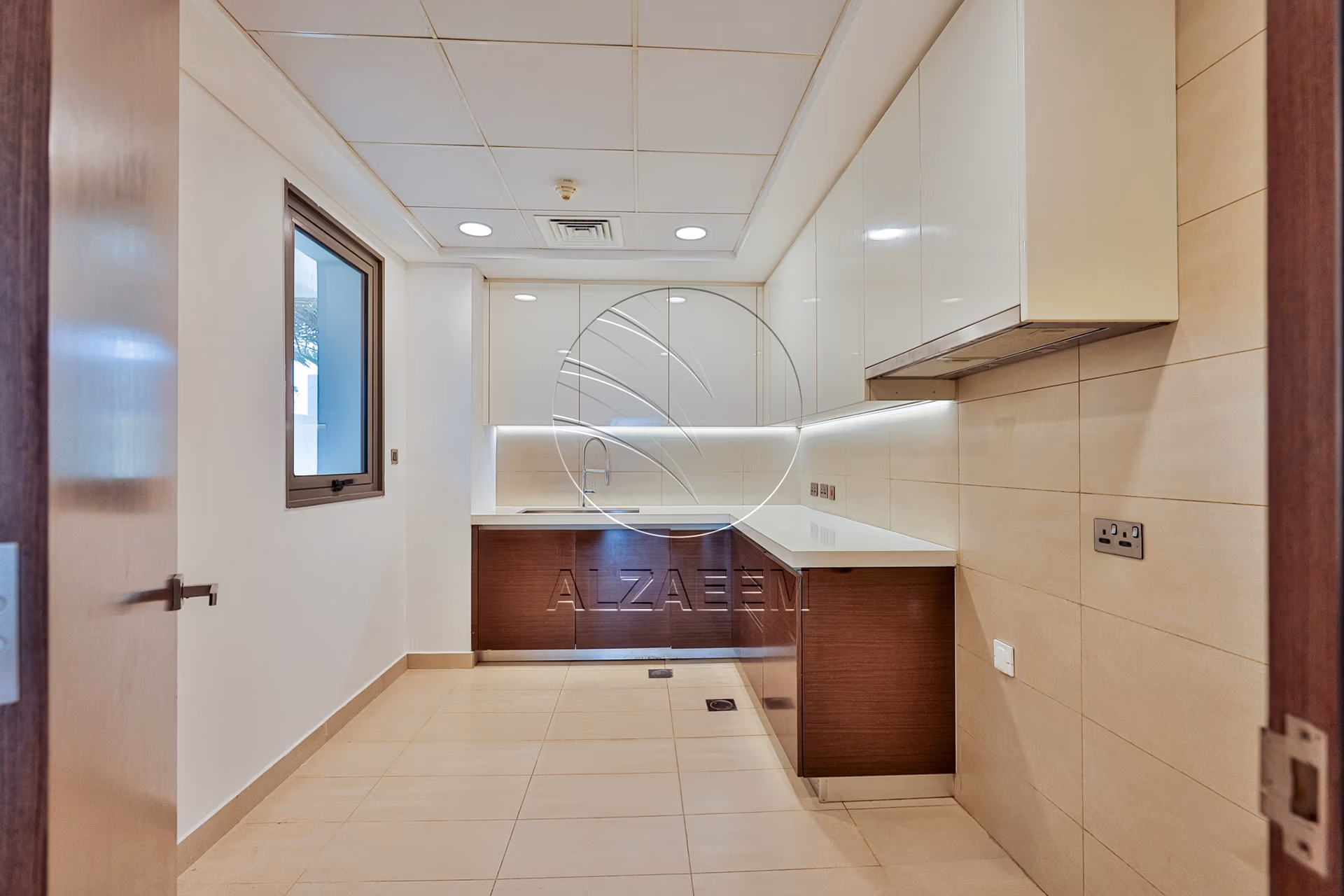 Golf Course View Villa + 1047Sqm Landscaped Plot