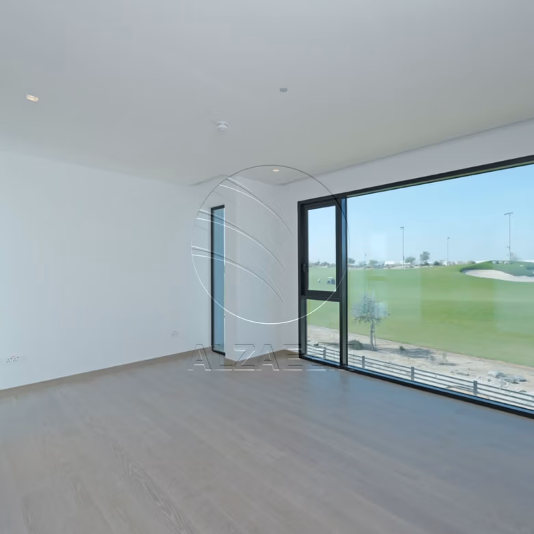 Full Golf Course 4F | Single Row | Move-in Ready
