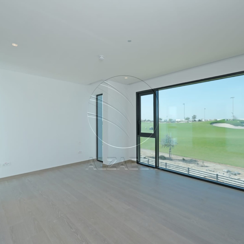 Full Golf Course 4F | Single Row | Move-in Ready