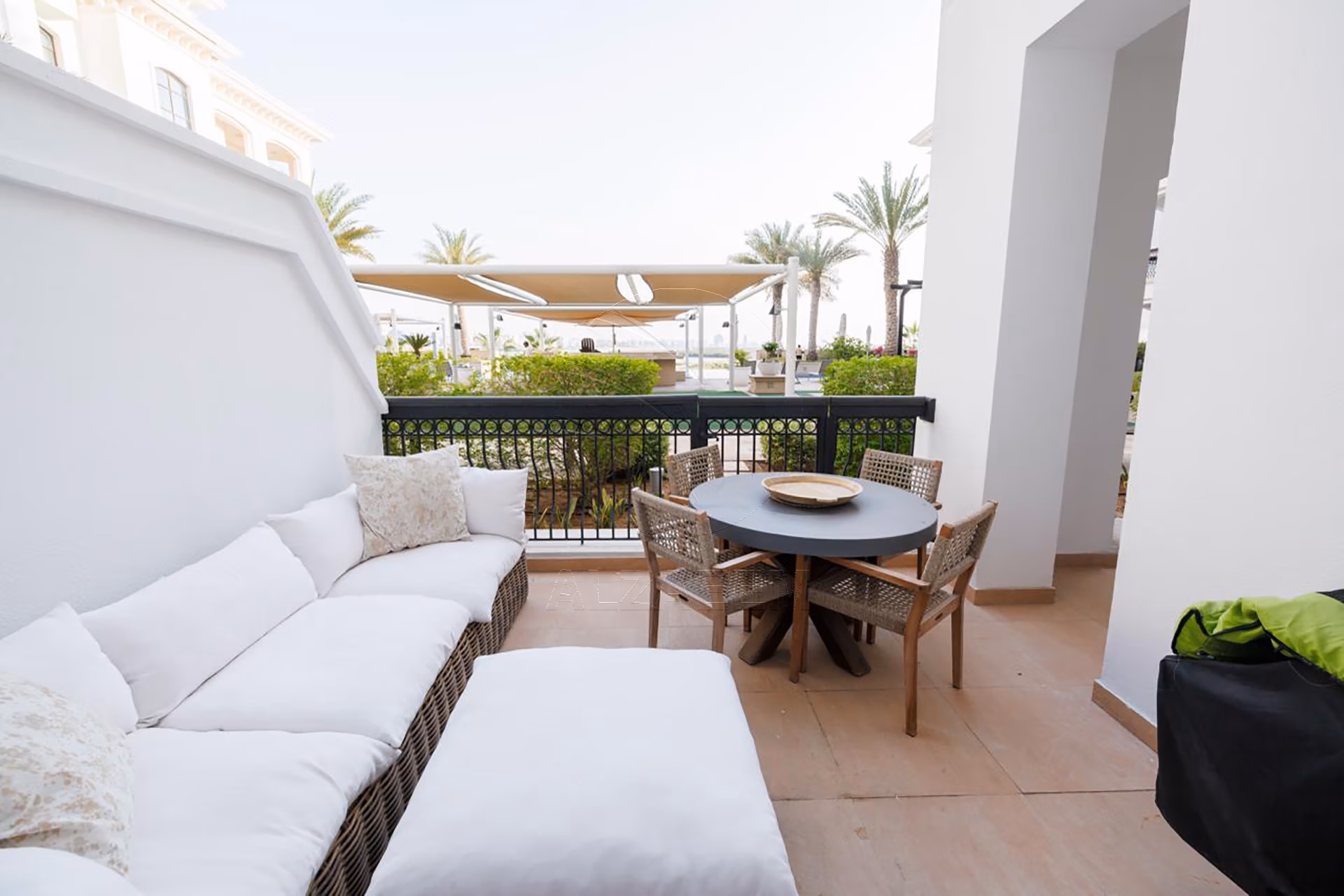 √3BR+M | Direct Access to Pool | Fully Furnished√