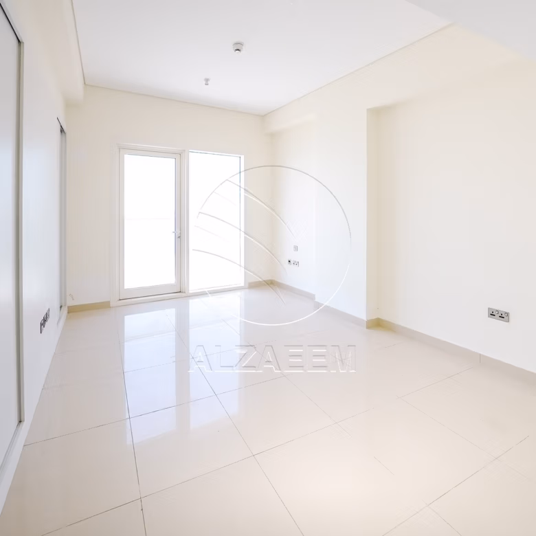 TOP FLOOR | Full Sea View | Move-in Ready