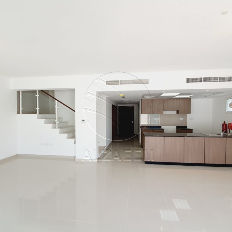 GOOD DEAL! Vacant | 3BR +Maid | Rented with Refund