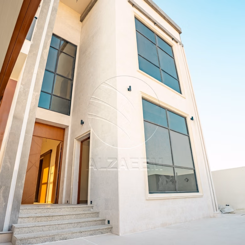 Near Hand Over! Single Row Villa | High Ceiling