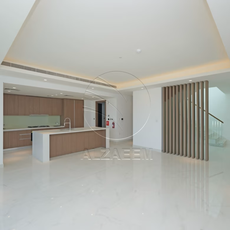 Full Golf Course 4F | Single Row | Move-in Ready