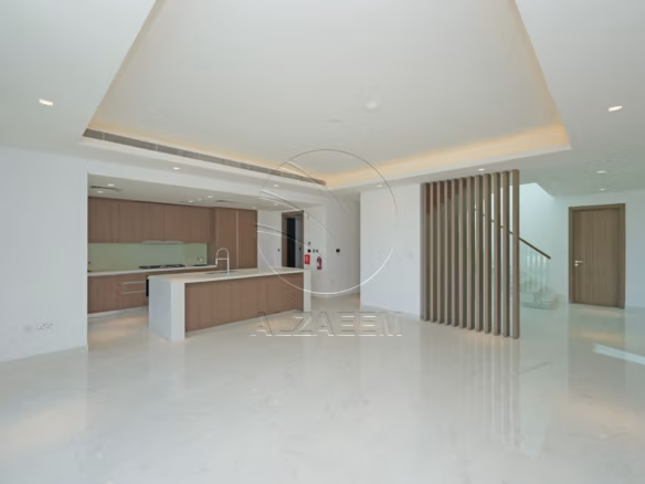 Luxurious Villa with Full Golf Course View