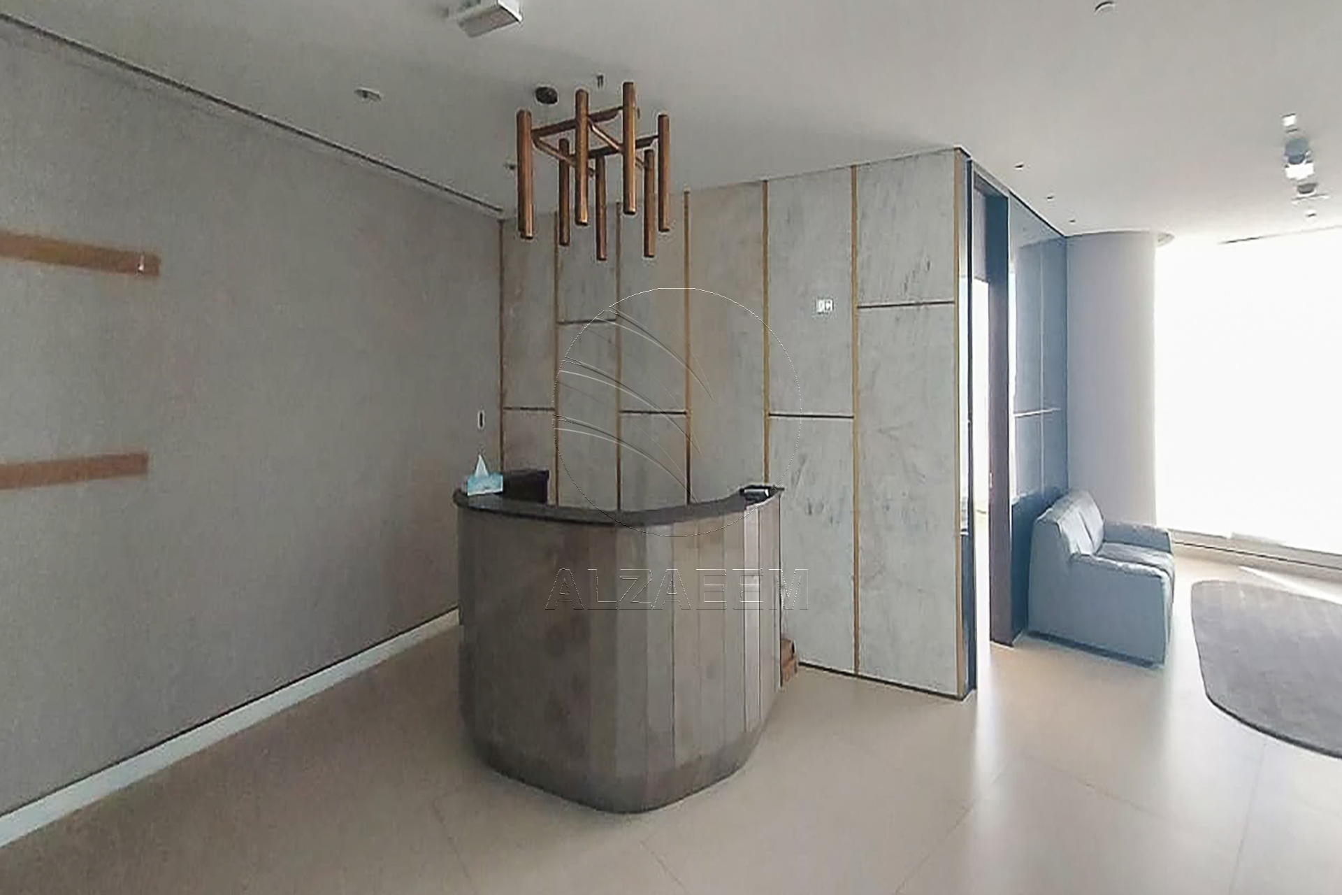 √ High-Level 2 Fitted Office Facing the Canal √