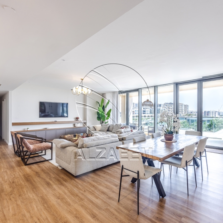 VACANT! 4BR Penthouse | Luxury Living