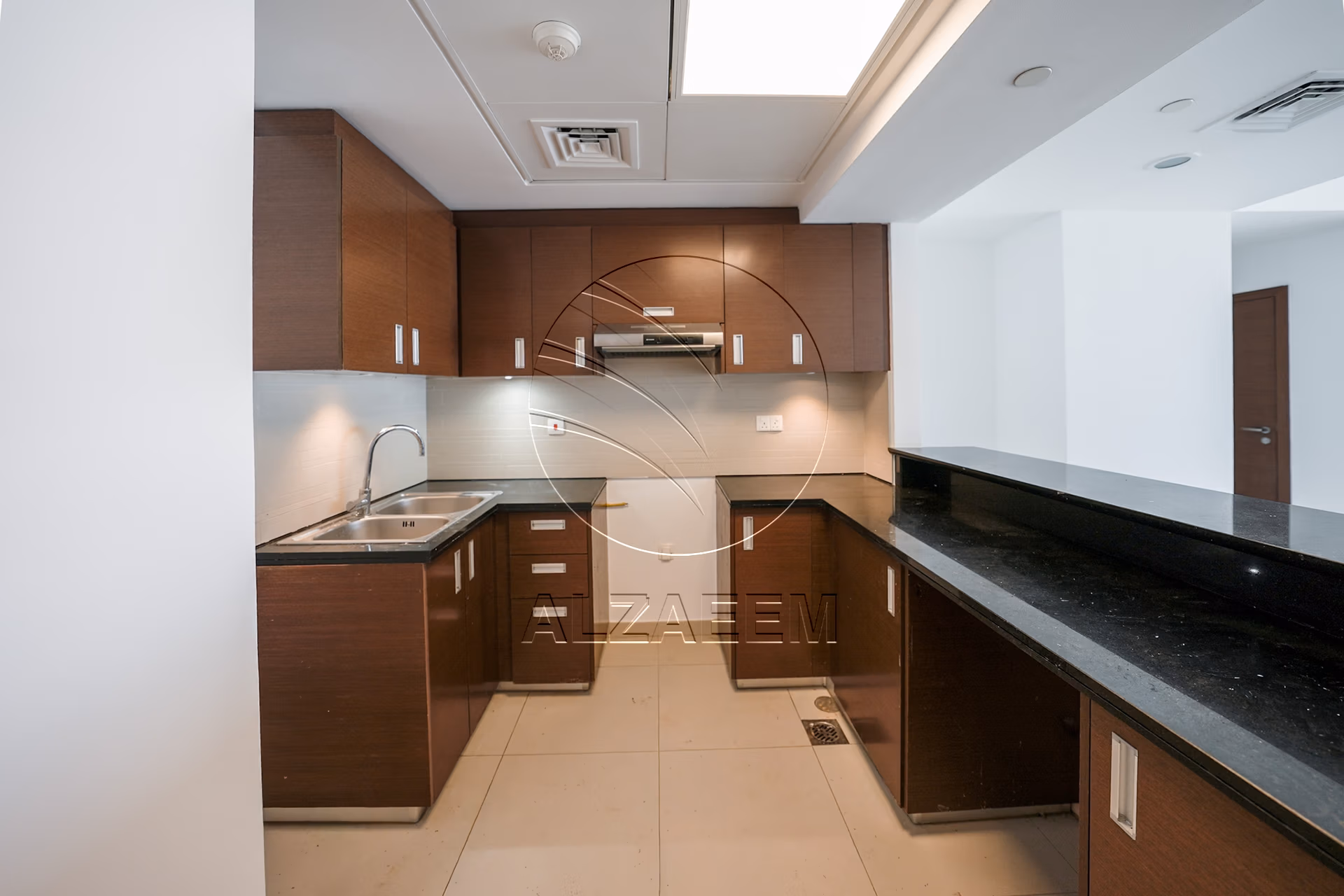 High Level | Panoramic Views | Up to 2 Payments