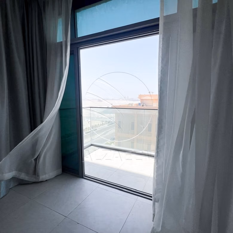 VACANT! Open View | Prime Address | High Level