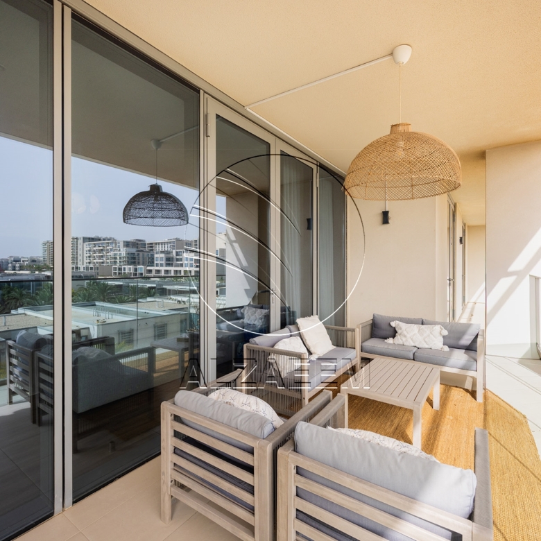 VACANT! 4BR Penthouse | Luxury Living