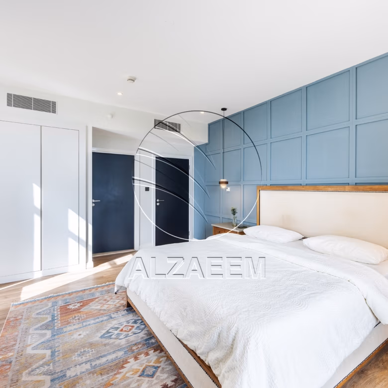 VACANT! 4BR Penthouse | Luxury Living
