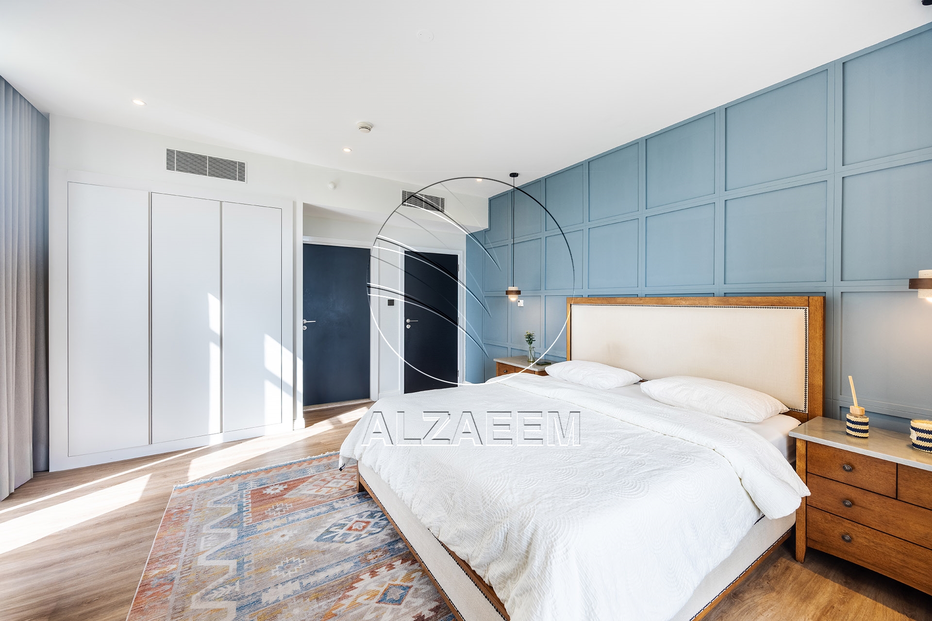 VACANT! 4BR Penthouse | Luxury Living