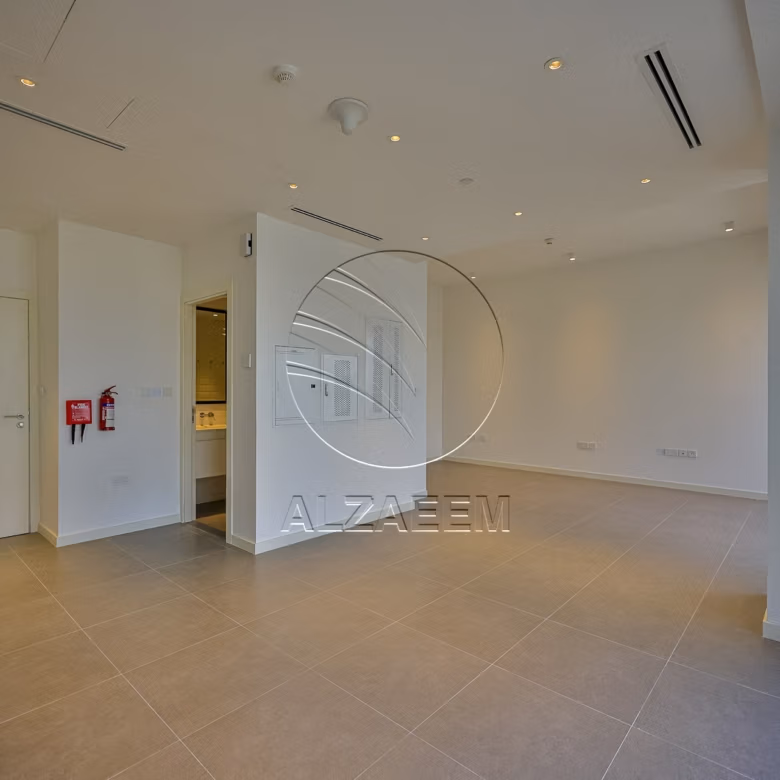 Move in Ready | High Floor | Stunning Sea View