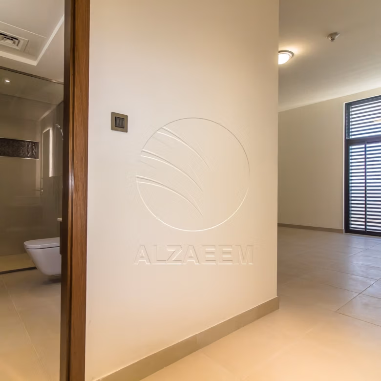 VACANT! 5BR+Maid | Mid Unit-Double Row